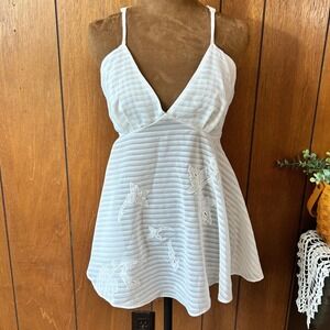 Vintage Victoria's Secret White Embroidered Sheer Babydoll Chemise Lingerie XS